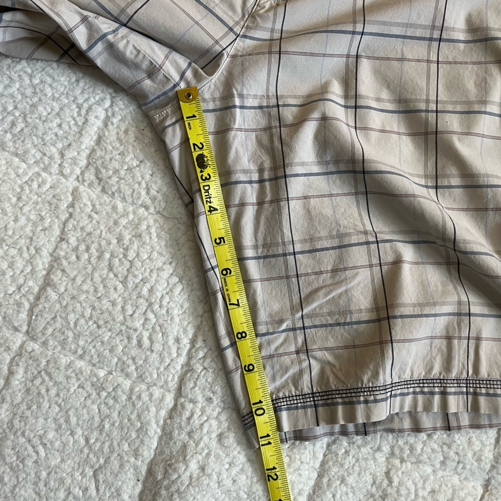 Adidas khaki stretch plaid shorts - Picture 9 of 14